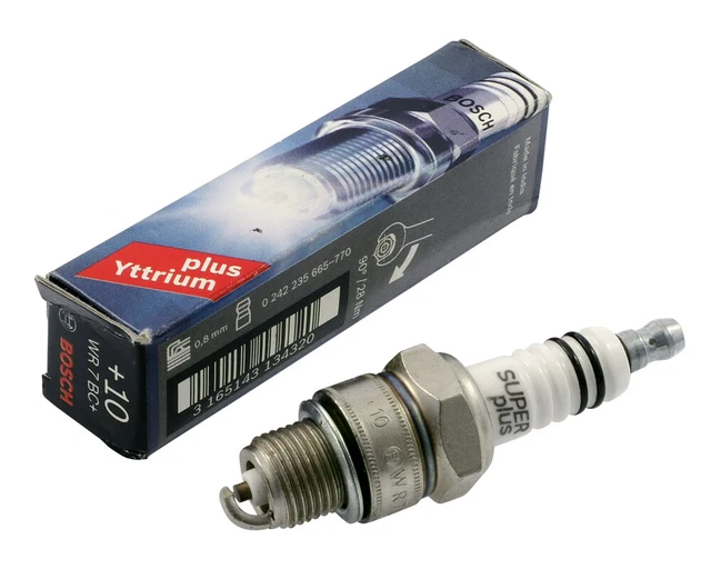 Bougie d'allumage BOSCH WR7BC / BPR6HS pour HONDA NH 125 D LEAD 1983 -
