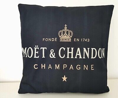 GOLD BRAND NEW MOET CHANDON ICE IMPERIAL CHAMPAGNE OUTDOOR CUSHION COVER WHITE 