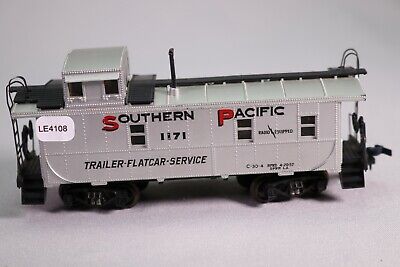LE4018 ATHEARN Ho Wagon queue US wide vision caboose Canadian National CN 79598 