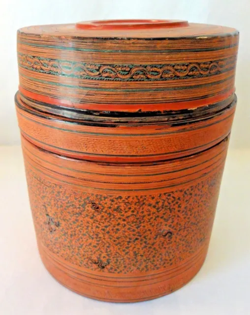 Antique Betel Nut/Meat Box from Southeast Asia - Dyed Horsehair Depicts a Story