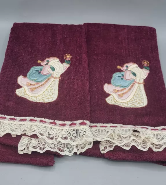 2 Vtg Hand Towels Christmas Cotton Ruffled Lace Old World Santa Claus St. Nick