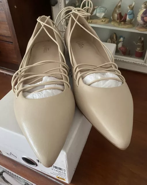 Witchery Cream Leather Shoes Size 41 BNIB