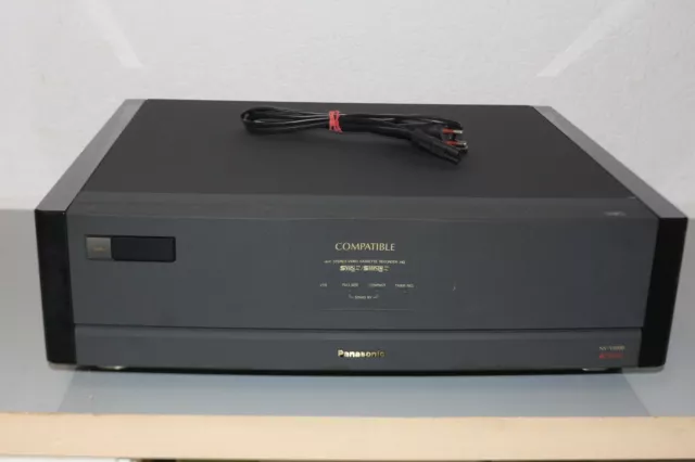 Panasonic NV - V8000 EG SVHS / SVHS - C Video Recorder