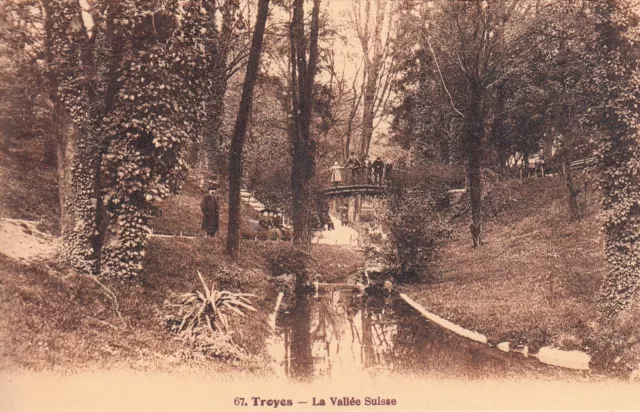 Carte postale ancienne AUBE TROYES 67 la vallée suisse écrite