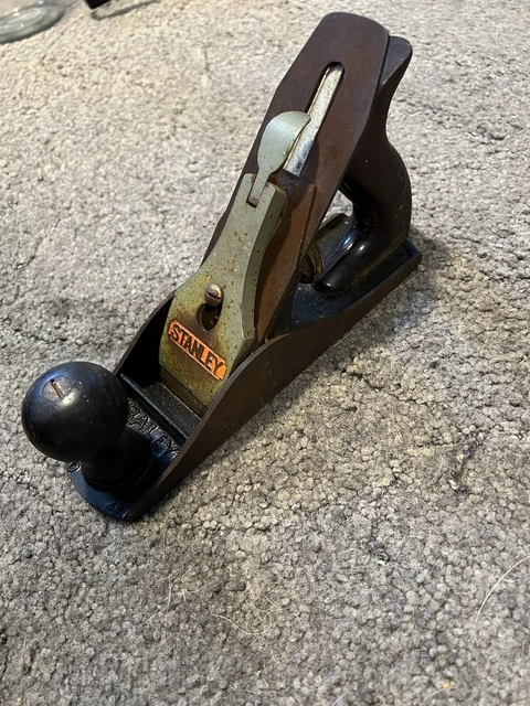 Vintage  Stanley Sweetheart Bailey No. 4 Patent 1910 Wood Plane #100