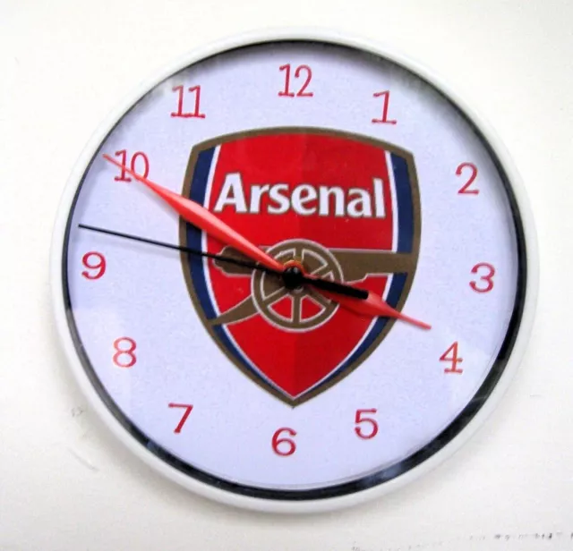 Arsenal FC clock 8 inch dia battery operated white