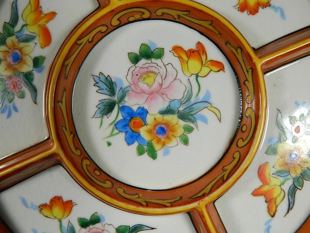 Moriyama Mori-Machi 1920's Hand Painted Divided Dish in Lacquered Bamboo Carrier 2