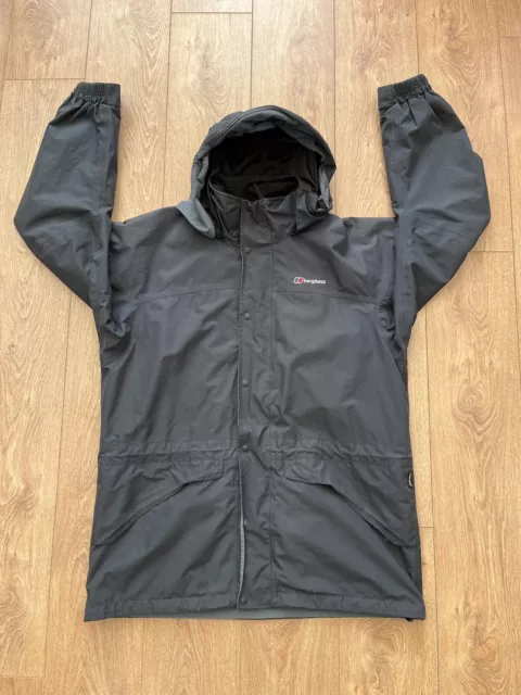 Men’s Berghaus Waterproof/Windproof 3in1 Goretex Blue Jacket size XL  Used cond