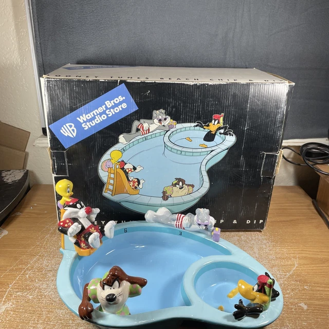 WARNER BROS. STUDIO Store Tasmanian Devil Looney Tunes Slippers Men's L