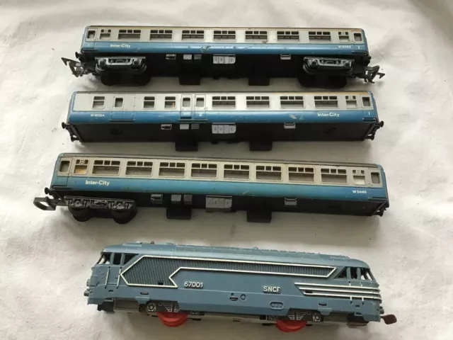 LIMA HO GAUGE JOB LOT OF 3x VARIOUS BLUE / GREY COACHES -FOR SPARES / REPAIRS