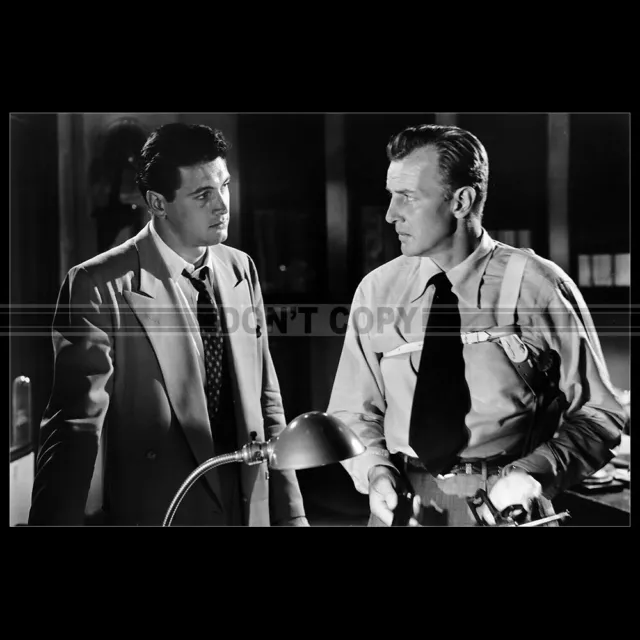 Photo F.011166 ROCK HUDSON & BRUCE BENNETT (UNDERTOW) 1949