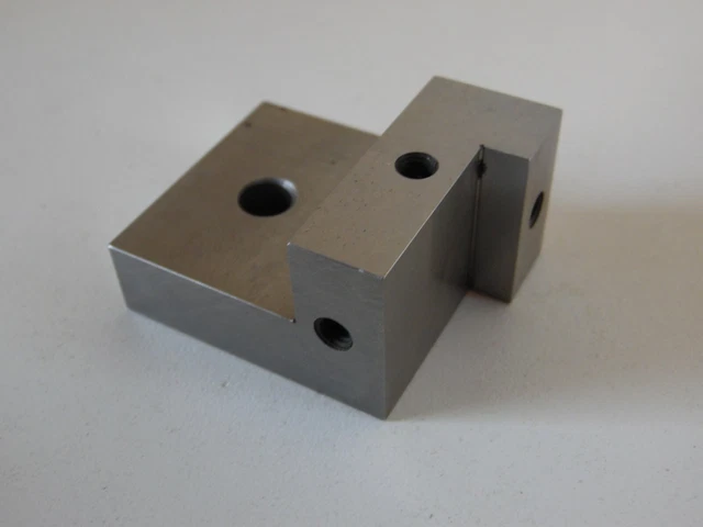Compound Angle Plate  Toolmaker Surface grind 1 7/8x1.5x1 10-32 tapped