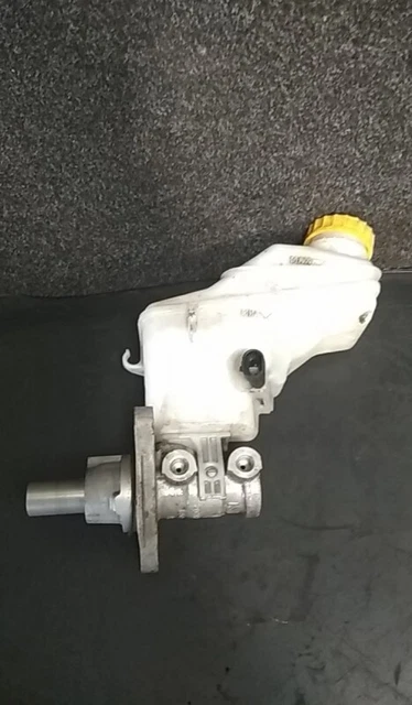 réservoir de liquide de frein pour FIAT GRANDE PUNTO (199) 1.3 16V JTD (75 2005