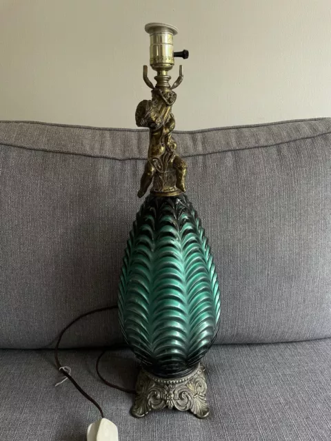 Beautiful Antique Cherub Lamp With Glass Mid