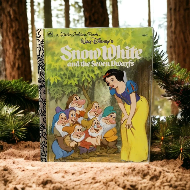 WALT DISNEY'S SNOW White and the Seven Dwarfs - a Little Golden Book ...