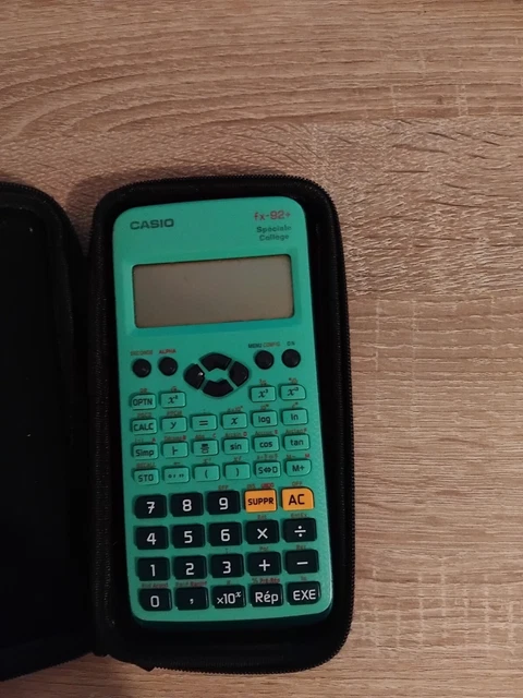 Calculatrice Scientifique Vintage Casio Fx-83WA S-V.P.A.M - Année 1996 - Japon