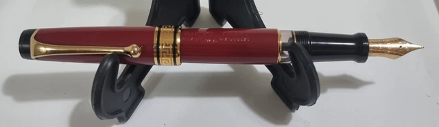Aurora Optima Fountain Pen Red with Gold Trim. MINT CONDITION! Aurora Optima Fountain Pen Red with Gold Trim. MINT CONDITION!