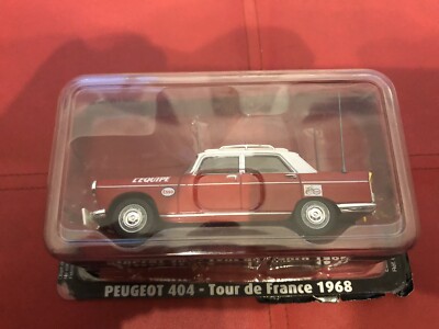 Voiture Miniature Peugeot 404 Tour de France 1968 + Cycliste Vélo Norev 1/43