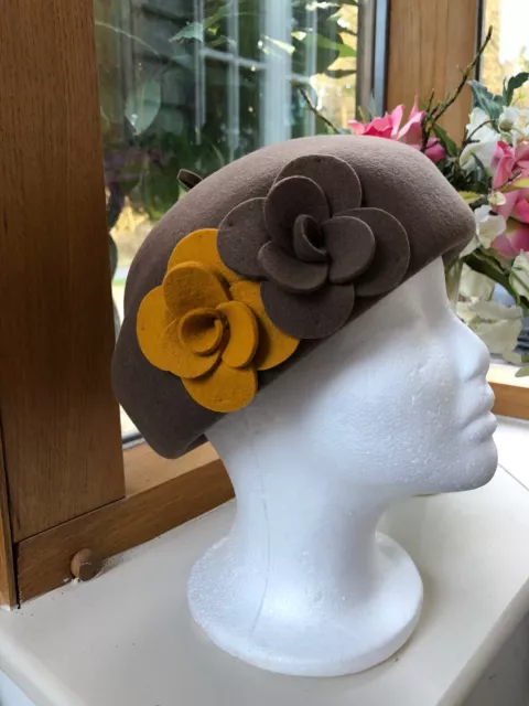 Chapeau béret pour femme années 1940 années 30 années 50 laine feutre style vintage cloche beige