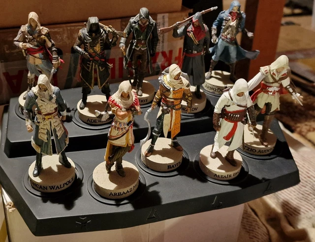 ASSASSINS CREED OFFICIAL Collection Hachette Ubisoft AND Plinth 10 ...