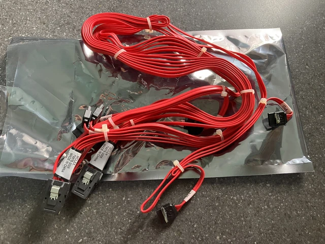 Startech - 1 Meter Serial Attached Scsi Sas Cable To 4X Latching Sata (Sff-8087) Startech - 1 Meter Serial Attached Scsi Sas Cable To 4X Latching Sata (Sff-8087)