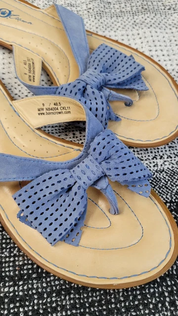 Ladies Pre-owned Sz 9 Powder Blue Flip Flops With Bow. By Born Crown. Very Clean