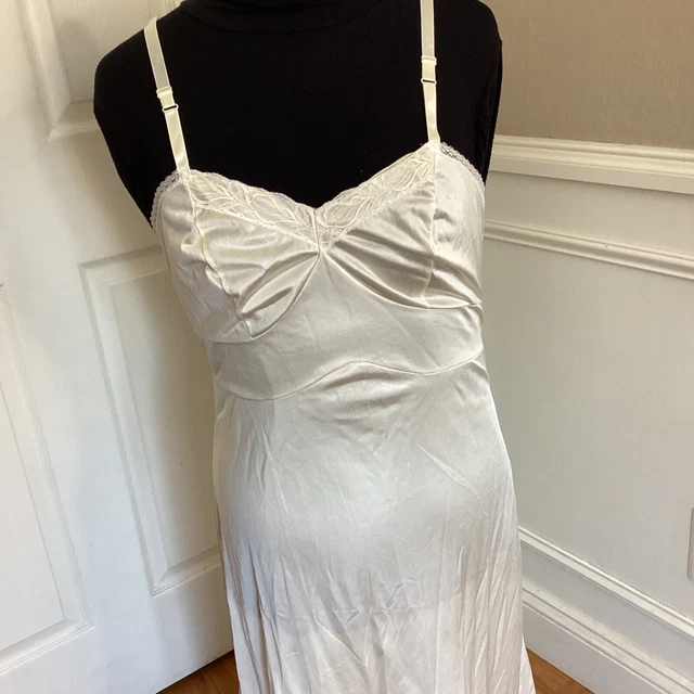 Vintage Nancy King Ivory/Beige Lace Full Slip Lingerie Dress Pajama Dress USA 42