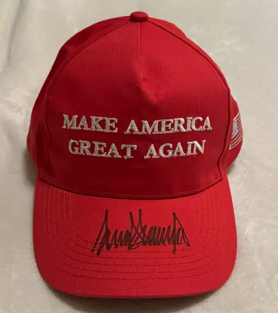 DONALD TRUMP AUTOGRAPHED AUTO SIGNED RED MAGA BASEBALL HAT w/ COA HAND SIGNED