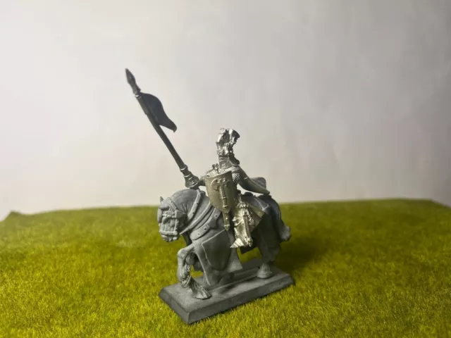 Warhammer ' Old World ' Bretonnia ' Grail Knight No.2 '  2003. Metal/Plastic