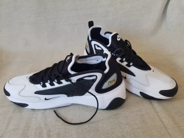 Scarpe nike 2024 nere e bianche