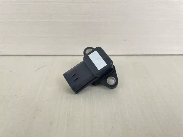 Suzuki DF 115 140 HP 4 Stroke Outboard MAP Pressure Sensor 18590-72F21