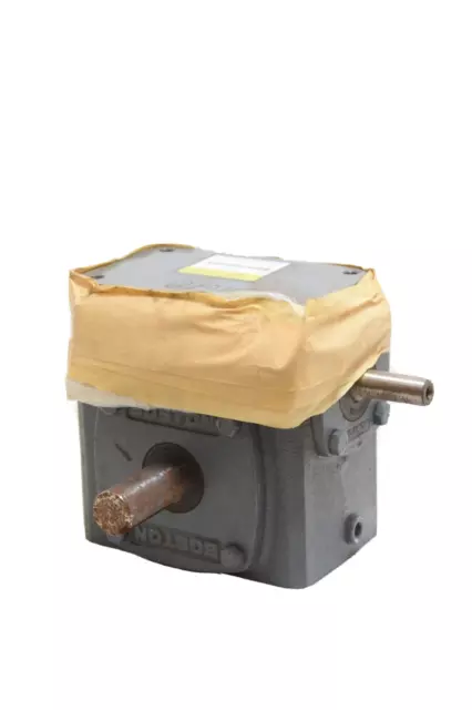 Boston Gear 721-60-G Right Angle Speed Reducer. 0.55Hp, 826Lb/In Torque, 60:1 Wd