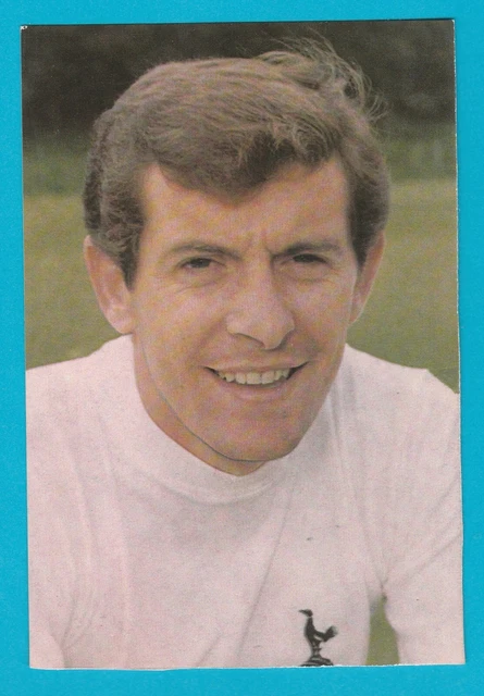 ALAN MULLERY of TOTTENHAM-One of the GREATEST EVER FOOTBALLERS on this 1969 card