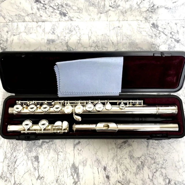 YAMAHA Flute YFL-221 With Hard Case,Very Good Condition