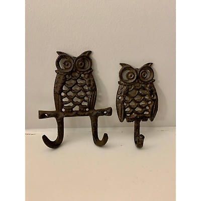 Wise Owl Wall Hooks Set of 2 Distressed Cast Iron Dog Leashes Keys Coathooks