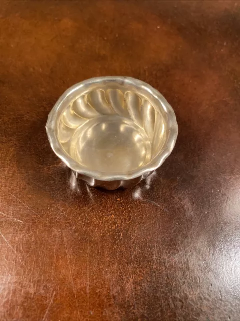 Gorham Sterling Silver Salt w/No Monogram and Decorative Sides / Rim
