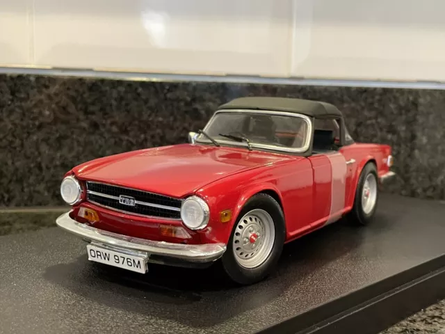 Britains Scala 1/18 - Triumph TR6 Roadster 1974 Rosso - (Soft top ultra raro)