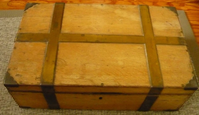 Arztkoffer Holz H. Windler Königl. Hoflieferant Arztinstrumente 2