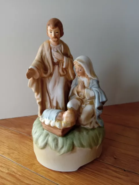 Holy Family Nativity Christmas Musical Figurine Plays Silent Night VTG but NEW