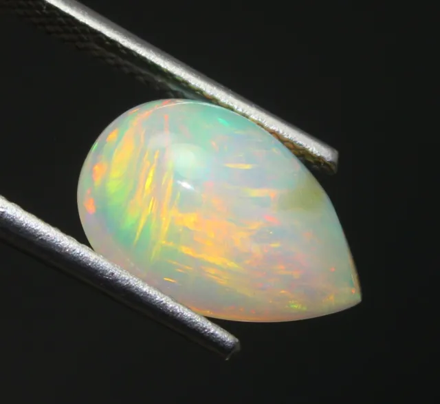 Opale éthiopienne naturelle AAA Cabochon 3,20 carats Opale Pierre précieuse...