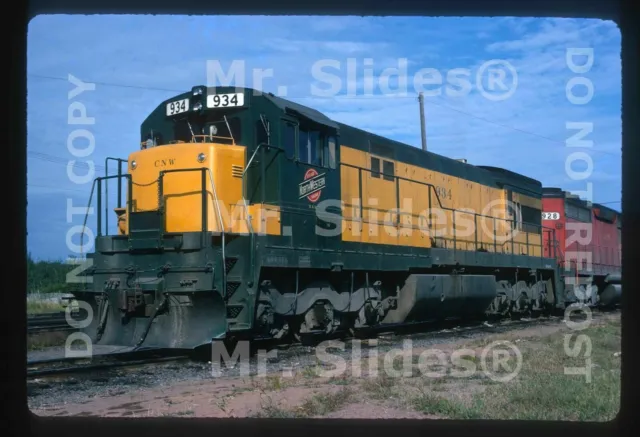 Original Slide C&NW Ry. Chicago & North Western U30C 934 Superior WI 1970