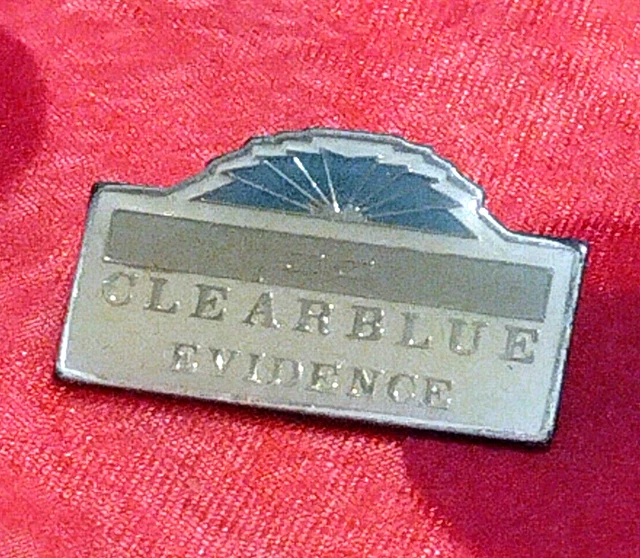 PINS PIN'S LAPEL Pin Badge Collection Vintage Pub Logo Clearblue ...