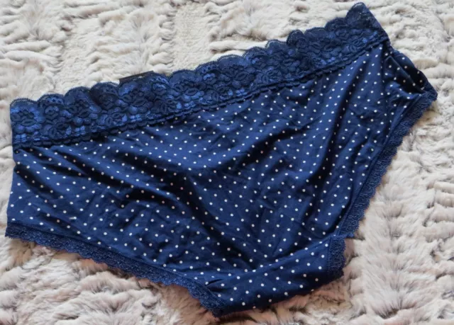 Vanity Fair Flattering Lace Hipster Panty Navy Blue White Polka Size 6 Soft 2