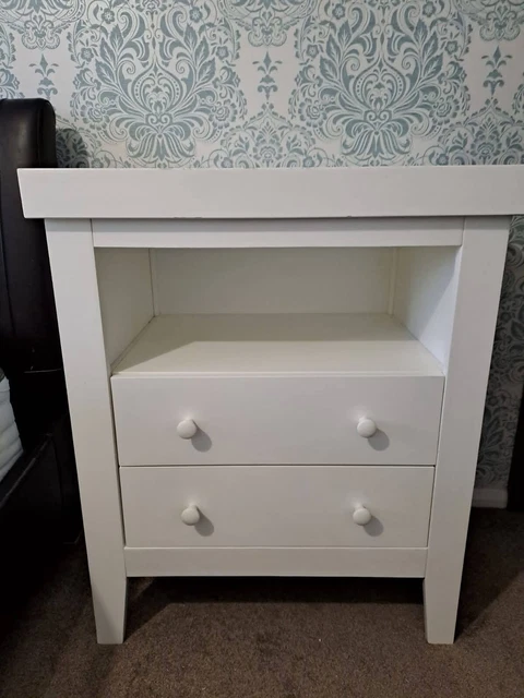 Kiddicare changing table outlet