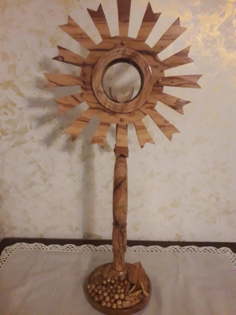 Ostensorio per Santa Messa in legno di ulivo fatto a mano artigianale