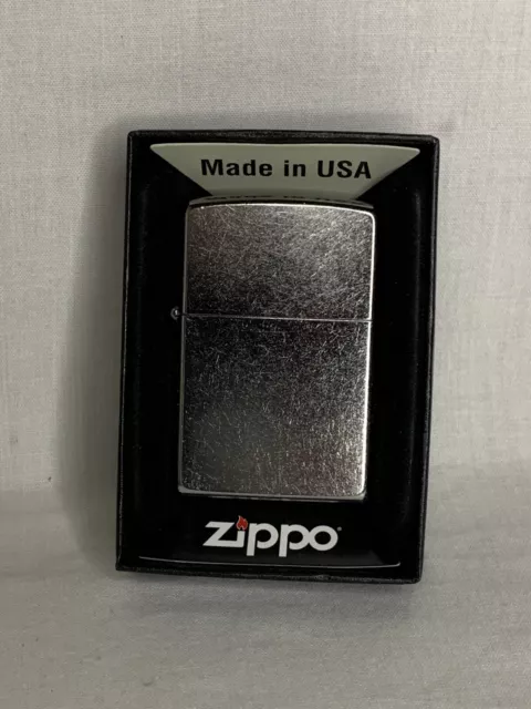 Zippo Classic 207 Regular Street Chrome Windproof Pocket Lighter - Genuine Zippo