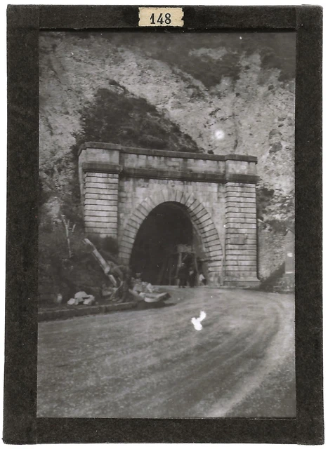 Plaque De Verre Positive Ancienne 6x9 Cm - Village Des Cévennes, France (1900-1939)