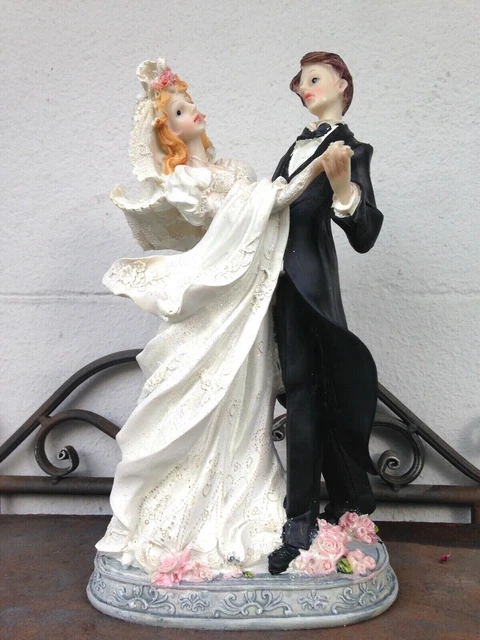 Gâteau de Mariage Jeunes Mariés Mariée et le Marié 24x14cm Voile Danse Paire