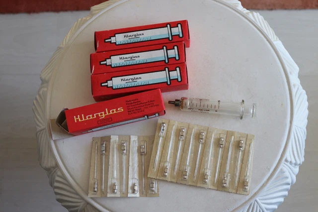 4x Orig. Klarglasspritzen DDR 17x Kanülen Glasspritzen auswechselb. Kolben #4346