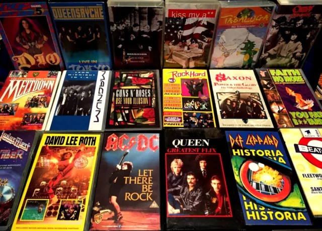 Musik VHS Videos raussuchen STATUS QUO-URIAH HEEP-KISS-QUEEN-SAXON-DIO-RAMMSTEIN